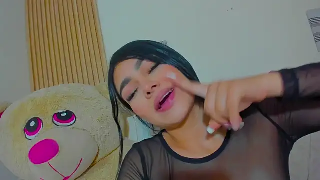 alix pretty18 online show from March 11, 5:48 pm