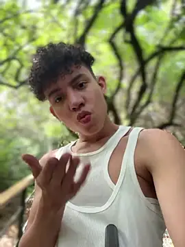 yoursexyjose online show from May 8, 7:16 pm