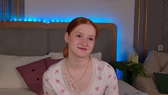 AmandaWatts online show from April 21, 5:14 am