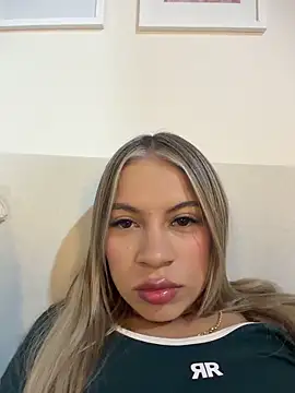 Mia Rosee1 online show from June 5, 12:37 am