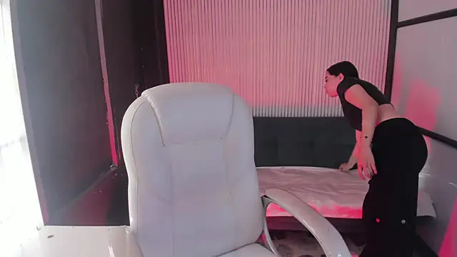 GemmaBrown online show from April 22, 1:08 pm