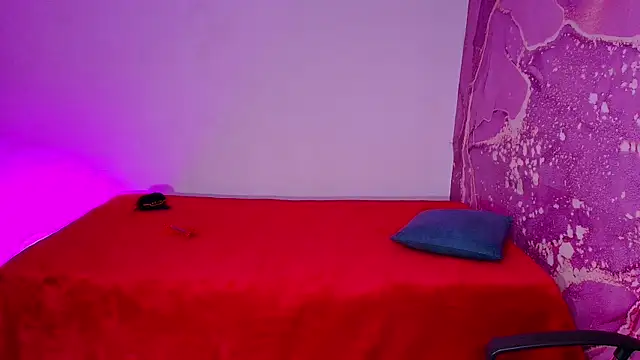 canela salvaje online show from April 25, 8:17 pm