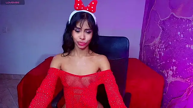 canela salvaje online show from June 8, 7:47 pm