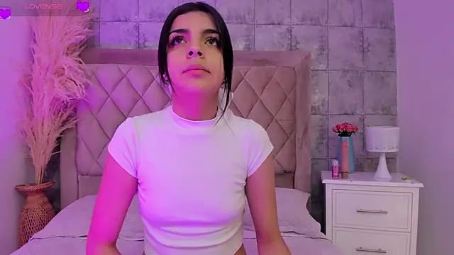 KarelyMitchel online show from March 15, 1:02 pm