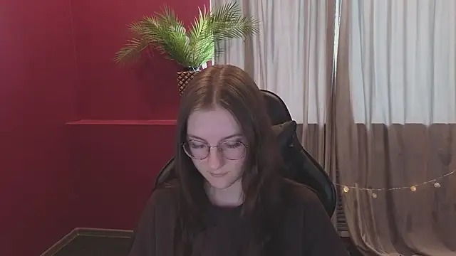 VixenLight online show from March 10, 3:32 am