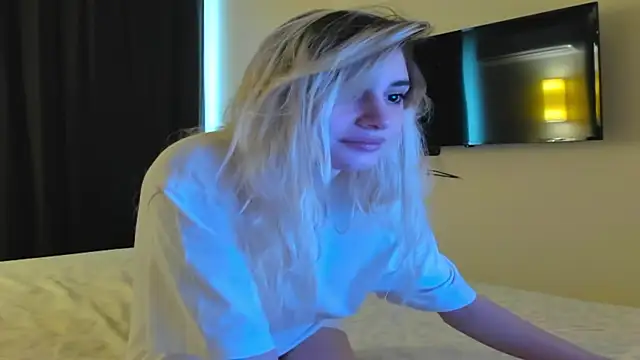 Lesyalisss online show from April 20, 10:07 am