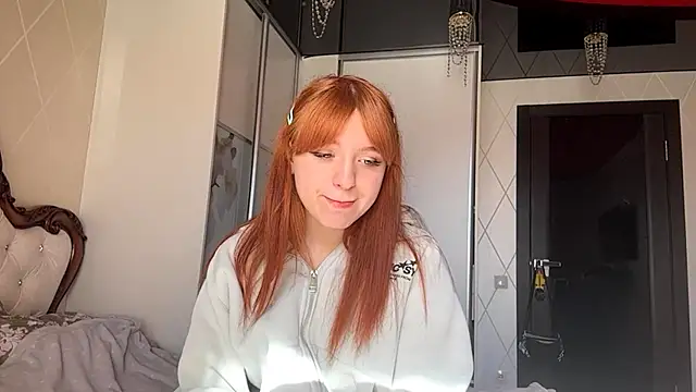 KatheyMichelfelder online show from March 5, 9:49 am