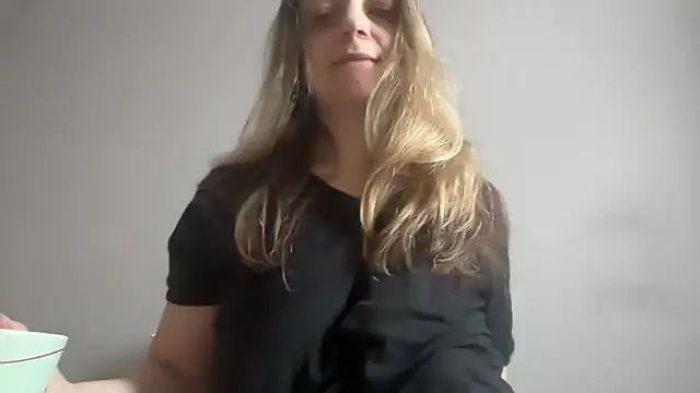 ShyFlameLive online show from April 26, 12:47 pm