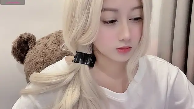 BaekKun online show from May 18, 12:55 pm