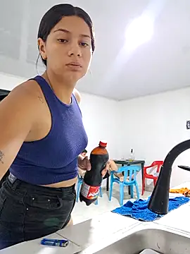 Cris18sexy online show from February 12, 11:06 pm