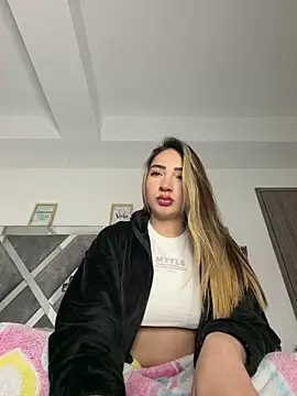 KimCollinss online show from February 18, 2:10 am