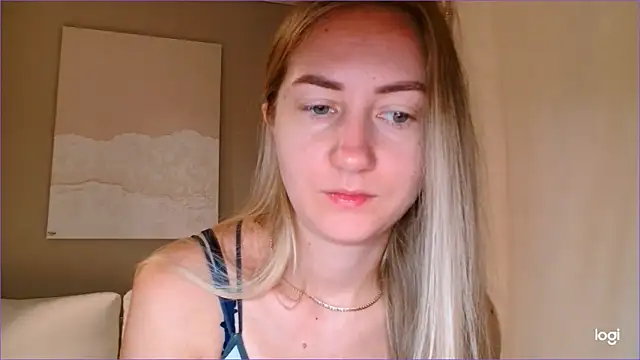 BluueSilk online show from September 25, 6:45 am