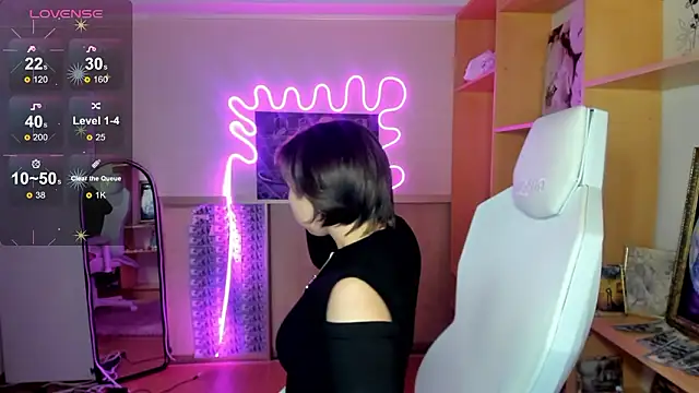 Scarlet Sirenn online show from February 5, 10:18 am