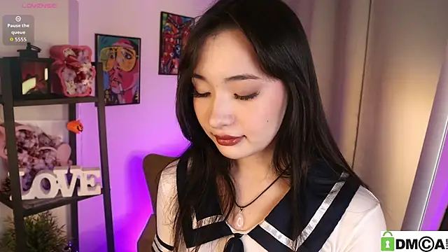 Noiry Vuvez online show from April 23, 8:11 pm