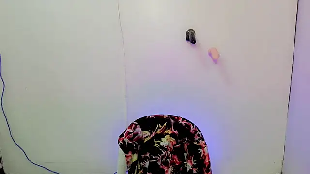 ChloeAsian online show from April 22, 11:29 am