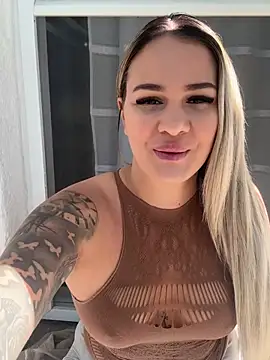 sexybatwomen33 online show from April 30, 8:52 am