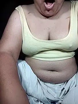 x -hot online show from April 22, 11:40 am