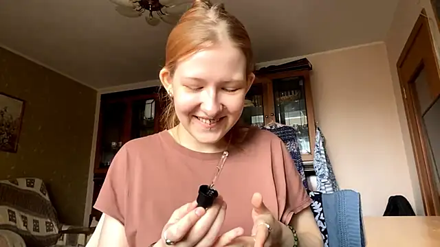 LaureenVielma online show from April 20, 7:55 am