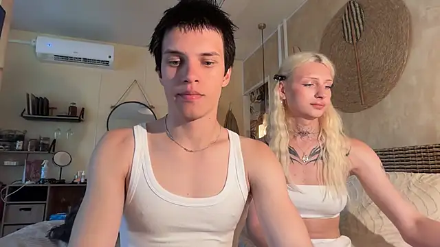 twl8vibe online show from April 29, 5:26 pm