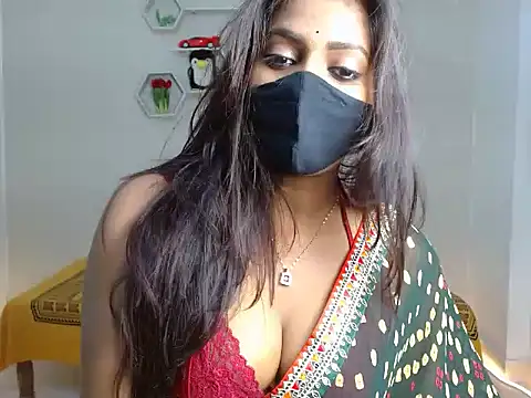 Hotginni4 online show from June 15, 4:18 pm