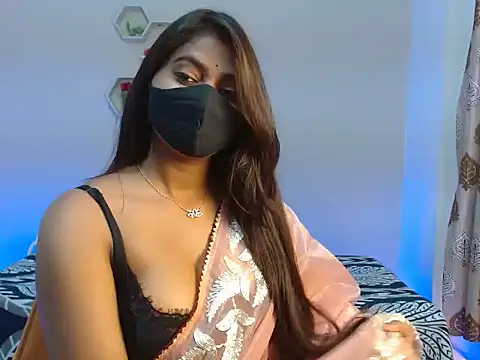 Hotginni4 online show from June 16, 5:47 pm