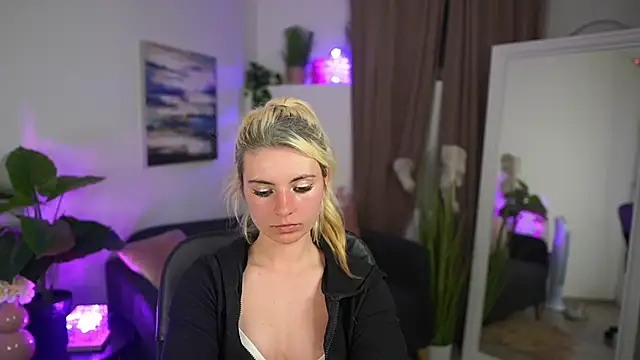 Jetpearl online show from April 22, 8:17 pm