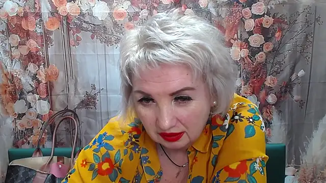 RenataDaster online show from March 7, 6:15 pm