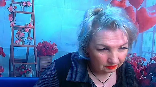 RenataDaster online show from April 8, 5:20 am