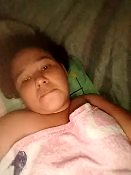 almacalida online show from March 12, 6:43 pm