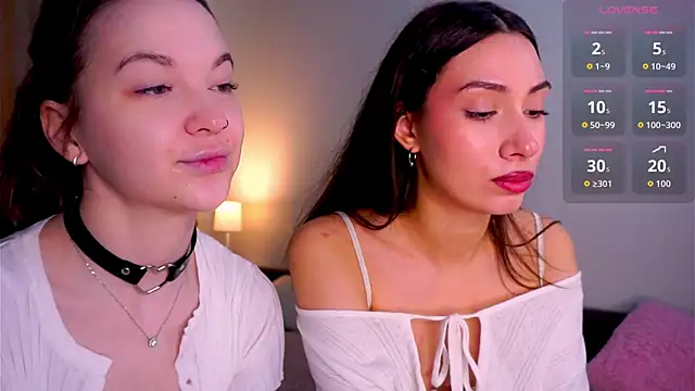 AricaPetties online show from March 29, 9:19 am