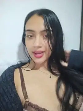 cynliu online show from June 5, 11:44 pm