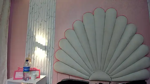 Kateemos online show from March 11, 2:53 pm