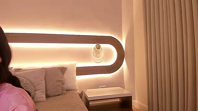 Violeta sum online show from March 18, 12:21 pm