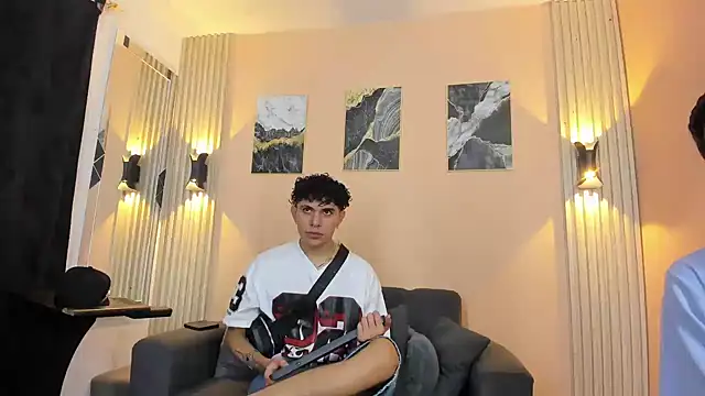 DesiresOfOlympus  online show from April 1, 7:44 pm