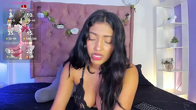 Lia Passion online show from June 7, 8:59 pm