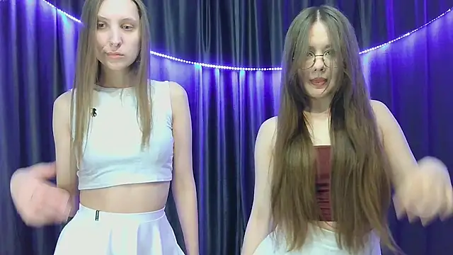 GloriaWalkerJr online show from February 28, 4:39 pm