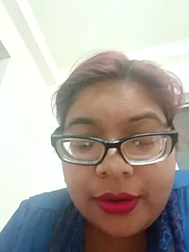 Elie Hallway online show from February 9, 7:27 pm