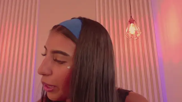 victoria figueroa online show from July 2, 7:53 pm