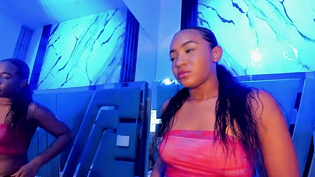 emii brown online show from April 8, 1:41 am