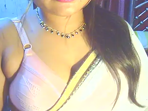 Nusrat Faria online show from April 26, 7:33 pm