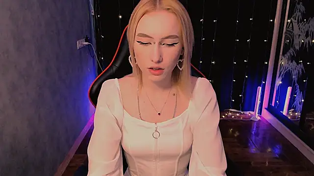 crybambi online show from February 20, 8:05 am