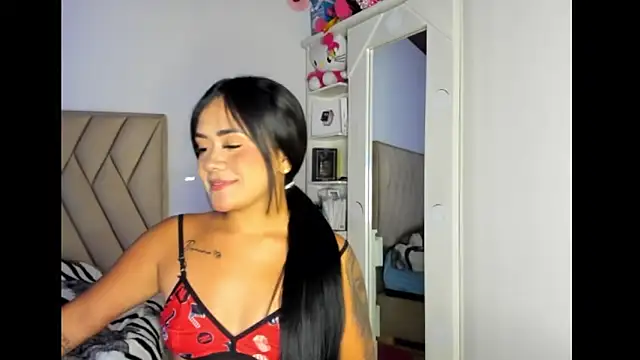  Cute gabyyy online show from April 15, 9:37 pm