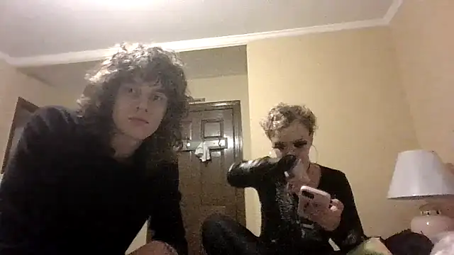 emoprincessxD online show from April 7, 1:40 am