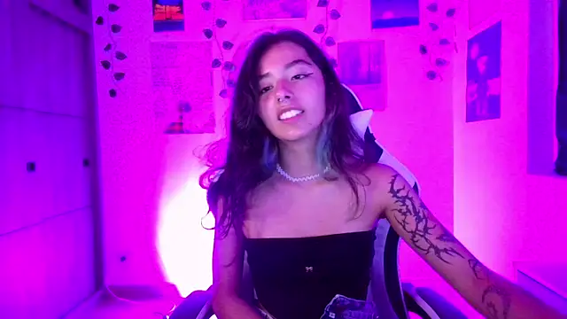 IvyStone  online show from March 12, 1:52 am