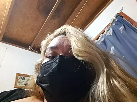 tuhardsexy online show from May 29, 3:04 am