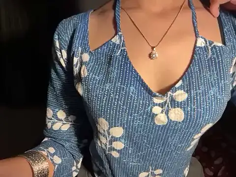 Simran kaurr online show from April 4, 6:01 am