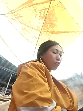 hot-luna- online show from March 13, 6:47 am