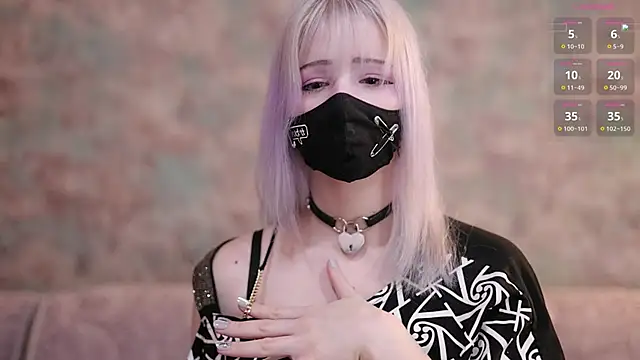 Yunakiss online show from March 4, 9:21 pm