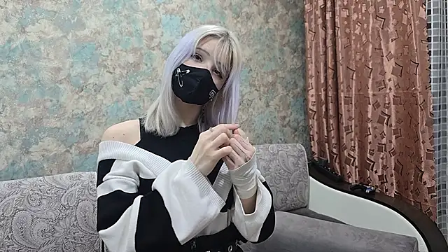 Yunakiss online show from February 13, 7:48 pm