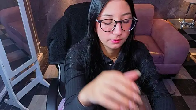 Sophie jones b online show from April 24, 12:41 pm